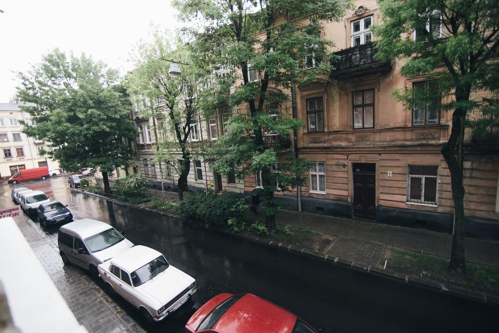Apartment On Bernarda Meretyna 리비프 외부 사진